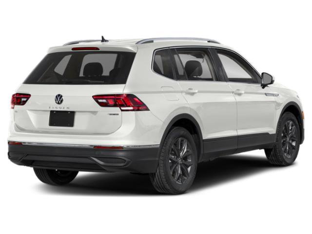 Used 2022 Volkswagen Tiguan SE w/ Panoramic Sunroof Package AWD/4WD image 2