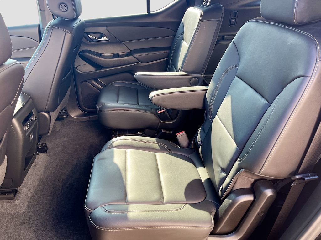 Used 2023 Chevrolet Traverse LT w/ LPO, Floor Liner Package image 25