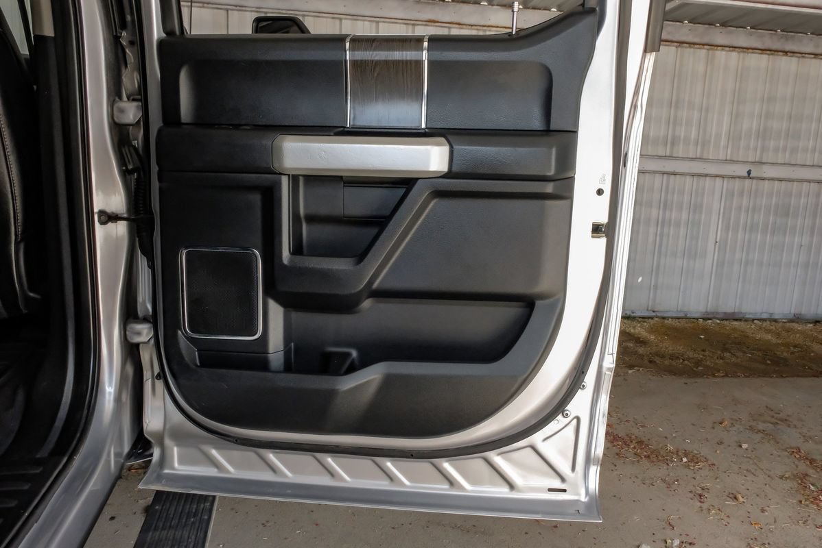 Used 2020 Ford F250 Lariat w/ Lariat Ultimate Package AWD/4WD image 46