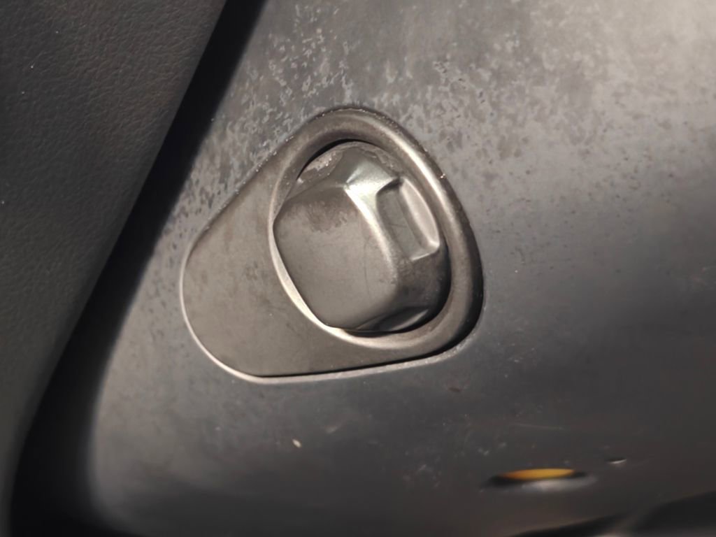 Used 2015 Audi A8 L 3.0T image 14