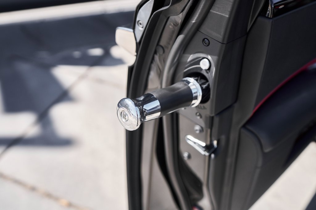 Used 2019 Rolls-Royce Ghost image 33