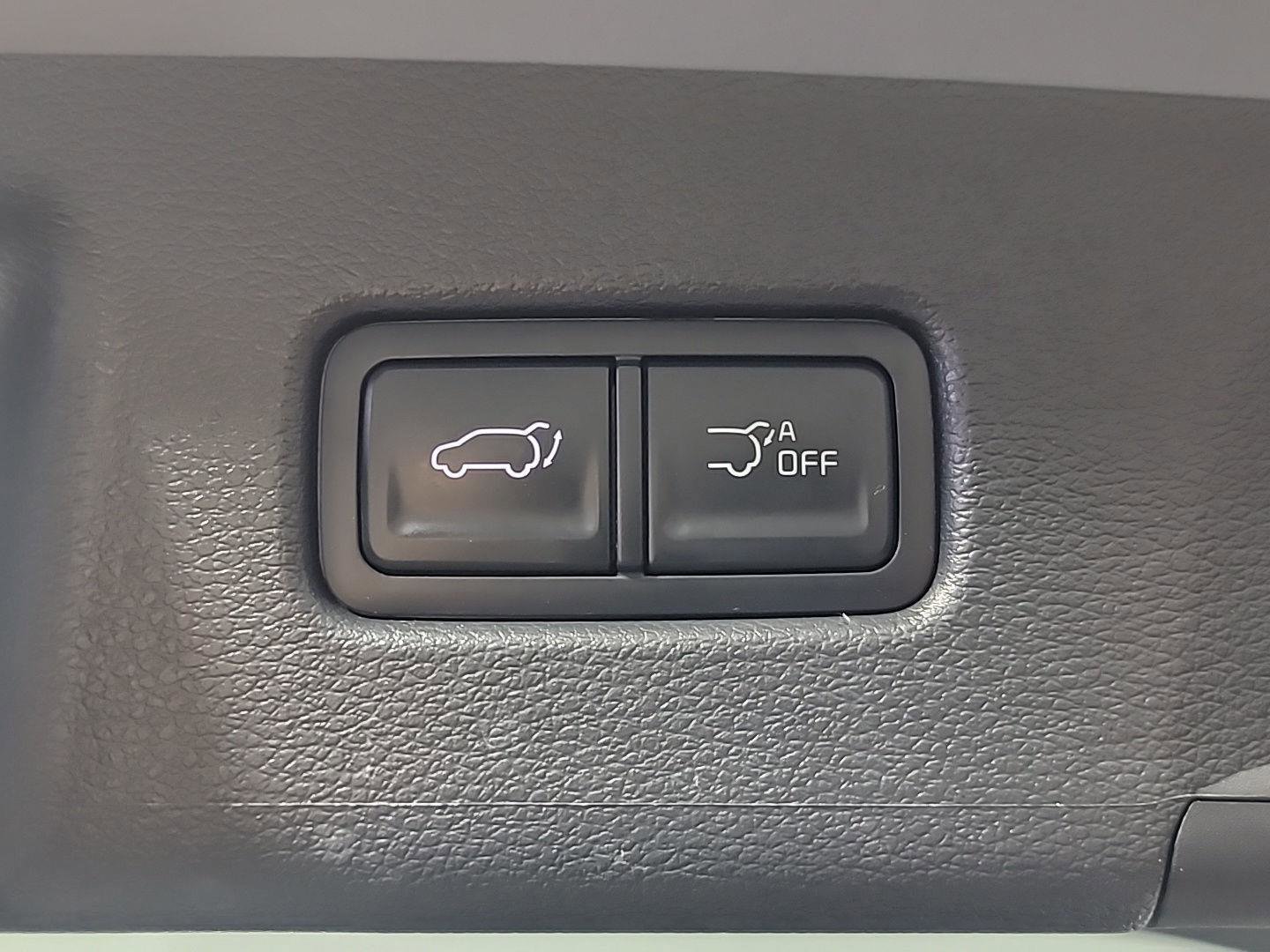 Used 2025 Kia Telluride EX w/ EX Captain's Chair Package AWD/4WD image 7