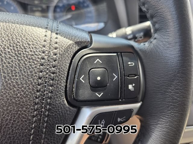 Used 2018 Toyota Sienna XLE w/ XLE Navigation Package FWD image 26