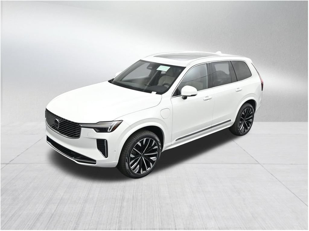 New 2026 Volvo XC90 T8 Plus w/ Protection Package Premier AWD/4WD image 13