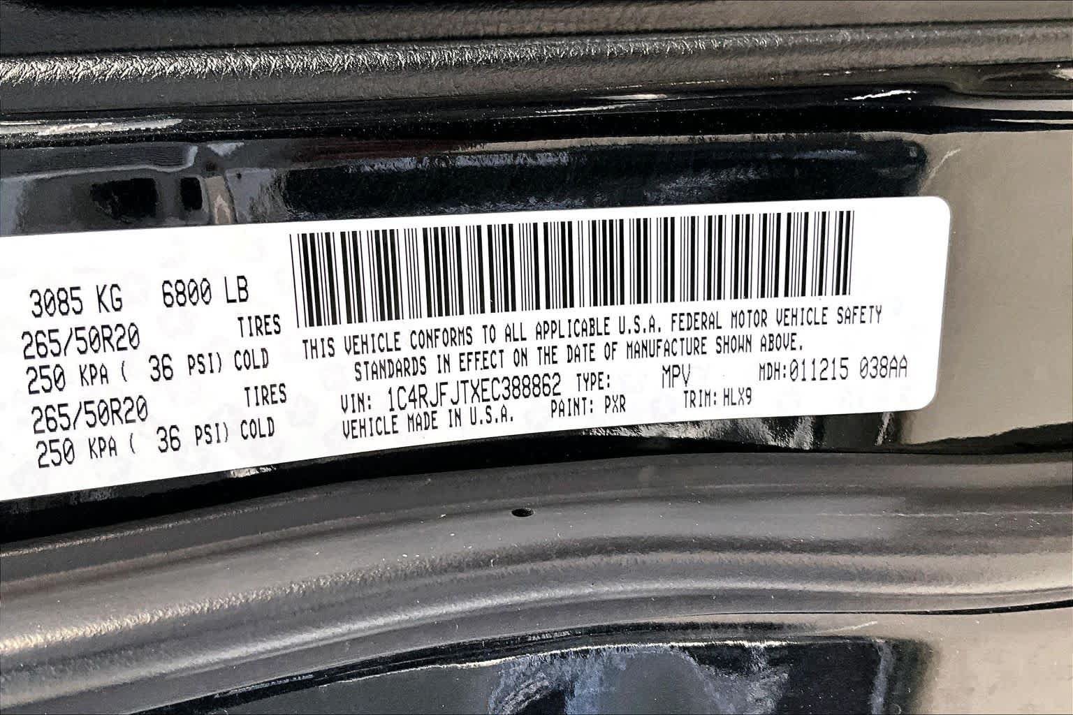 Used 2014 Jeep Grand Cherokee Summit AWD/4WD image 33