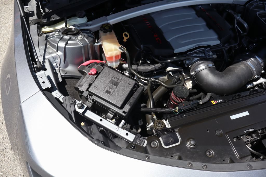 Used 2021 Chevrolet Camaro SS RWD image 12
