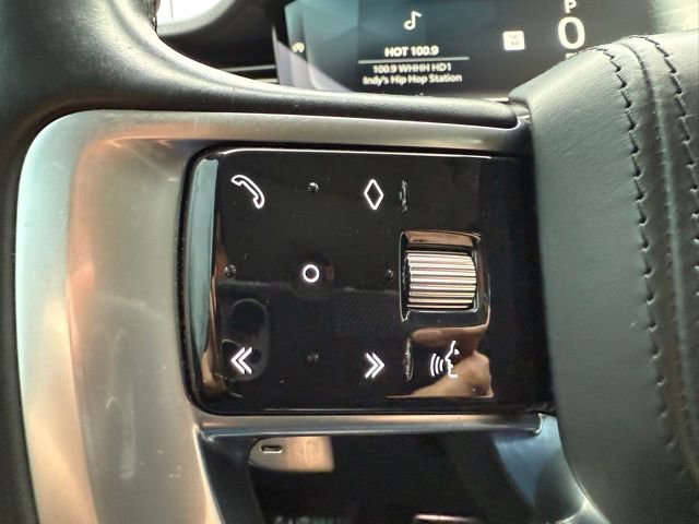 Used 2023 Land Rover Range Rover SE image 20