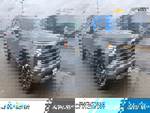 Used 2025 Chevrolet Silverado 1500 High Country w/ Technology Package image 1
