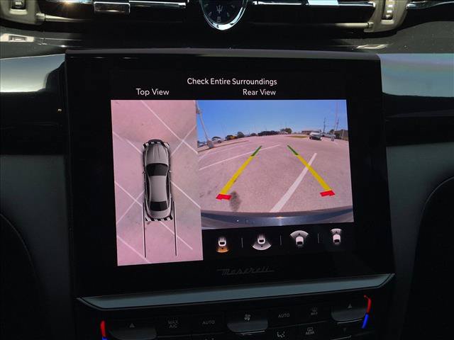 Used 2022 Maserati Quattroporte Modena Q4 AWD/4WD image 12