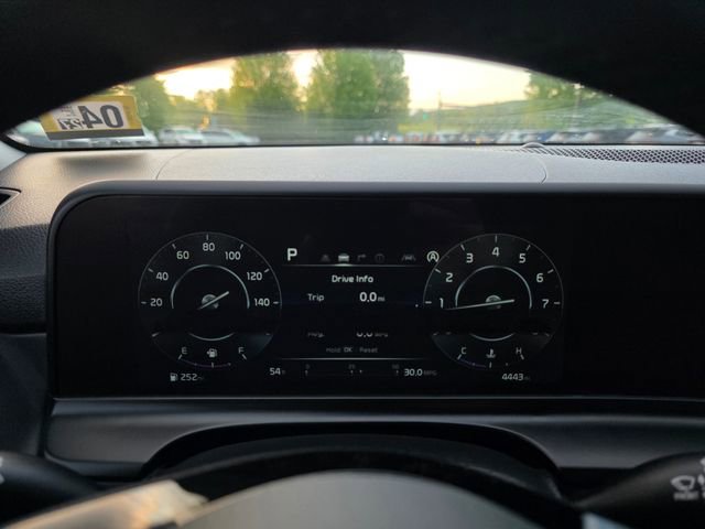 Certified 2024 Kia Seltos EX AWD/4WD image 30
