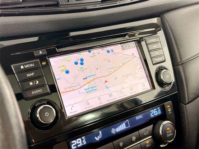 Used 2020 Nissan Rogue SV image 13