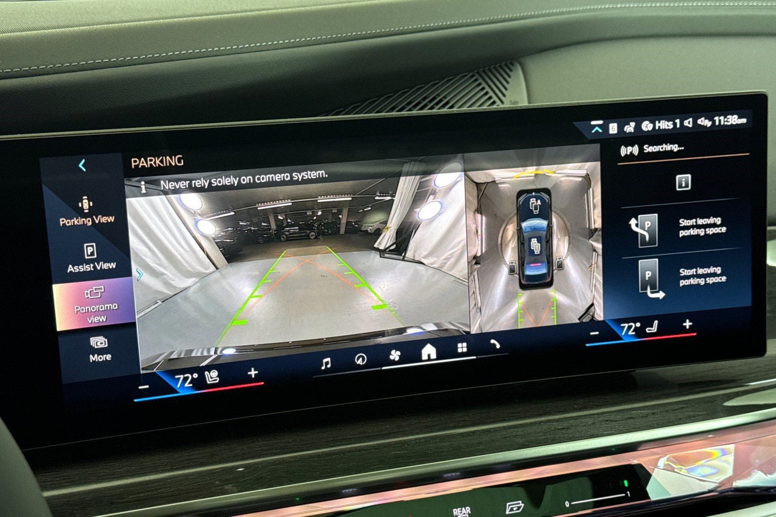 New 2026 BMW 740i w/ Premium Package RWD image 18