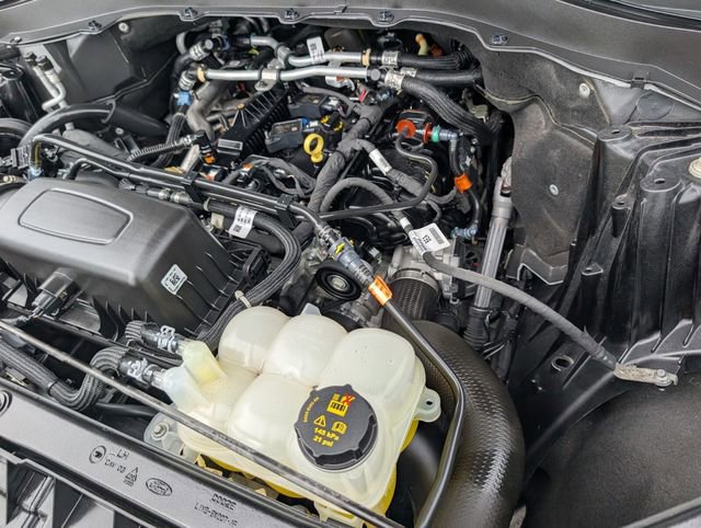 Used 2023 Ford Explorer XLT w/ Equipment Group 202A image 21