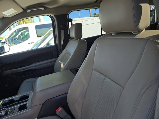 Used 2019 Ford Expedition XLT w/ Equipment Group 202A image 16