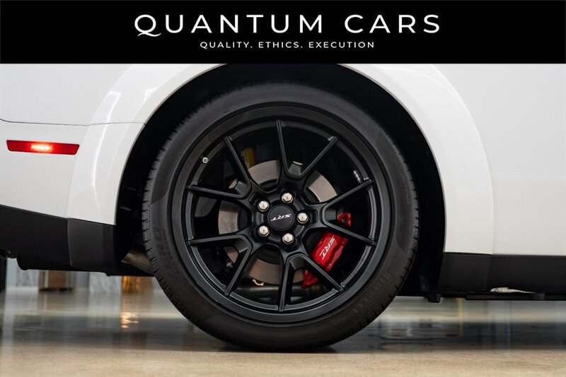 Used 2023 Dodge Challenger SRT Hellcat RWD image 10