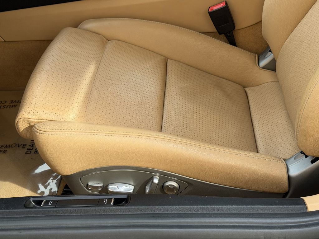 Used 2014 Porsche Cayman w/ Infotainment Package image 25