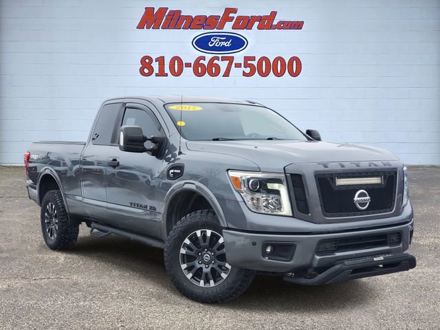 Used 2017 Nissan Titan PRO-4X w/ Pro-4x Convenience Package image 2