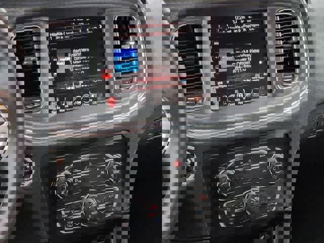 Used 2016 Dodge Charger R/T w/ Plus Group image 25