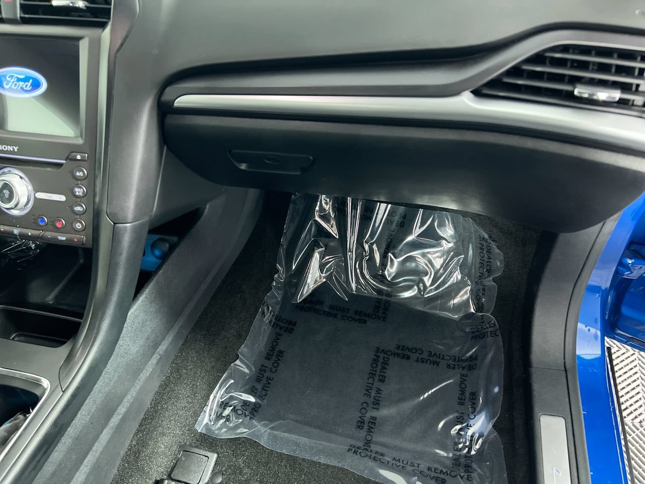Used 2019 Ford Fusion Energi Titanium FWD image 31