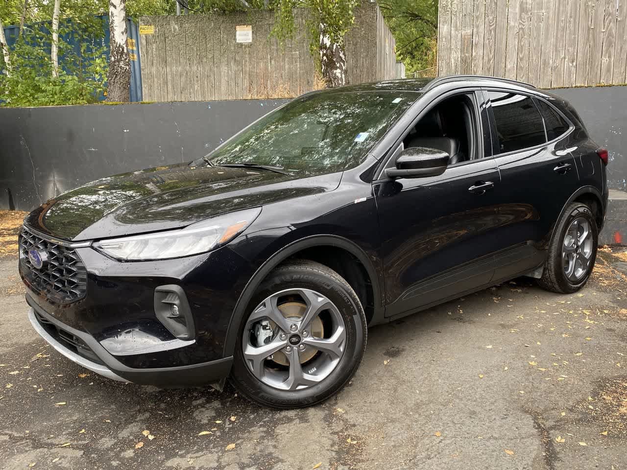 Used 2025 Ford Escape ST-Line Select