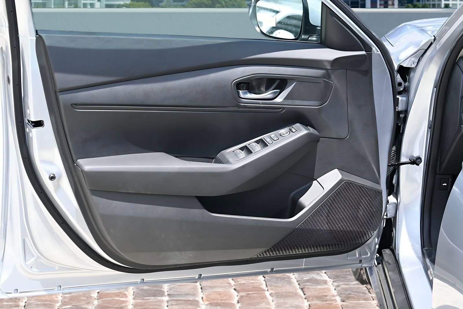 New 2026 Honda Accord LX image 10