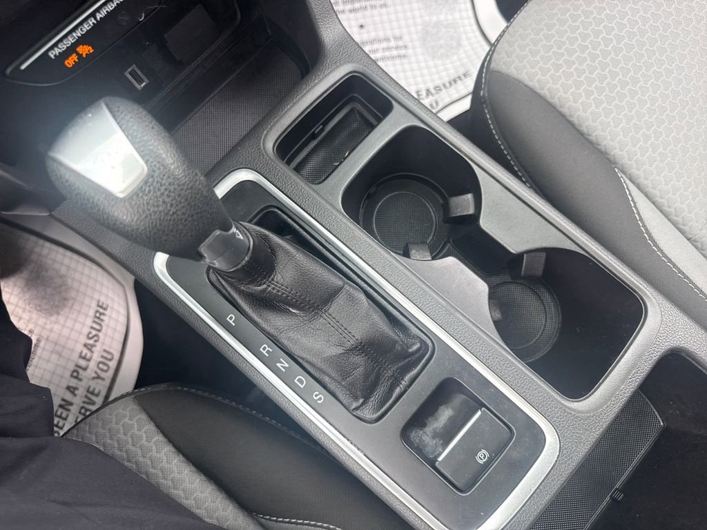 Used 2017 Ford Escape SE FWD image 34