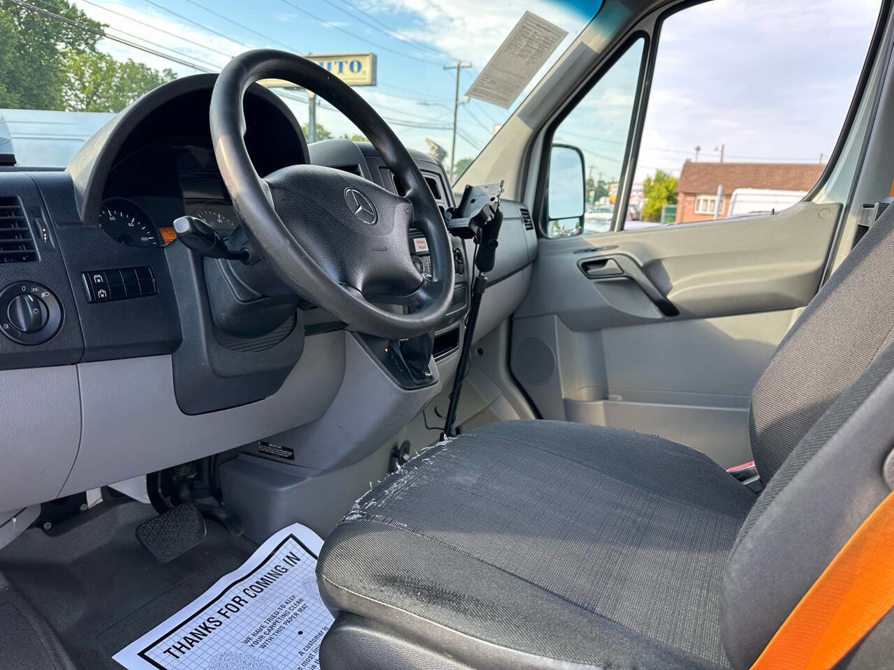 Used 2014 Mercedes-Benz Sprinter 2500 image 10