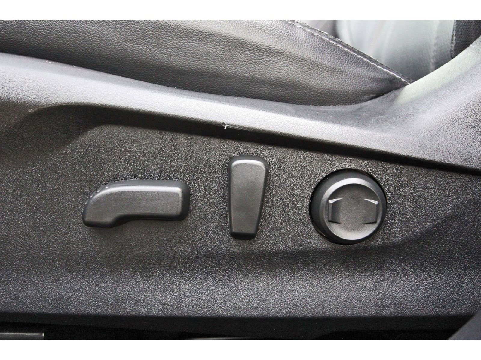 Used 2021 Subaru Forester Limited image 30