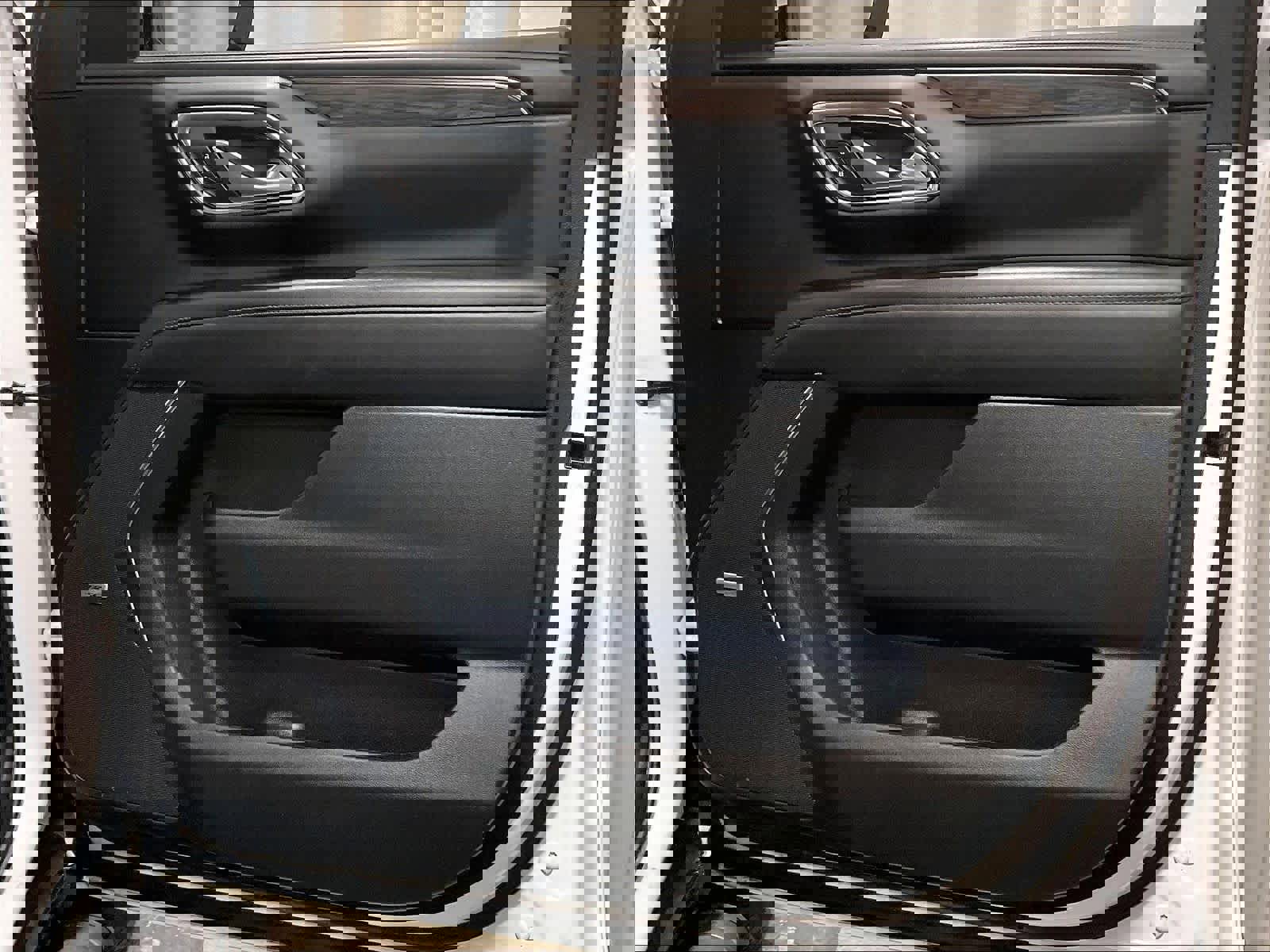 Used 2023 Chevrolet Tahoe Z71 w/ Luxury Package image 12