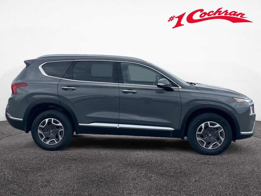 Used 2023 Hyundai Santa Fe Blue image 2