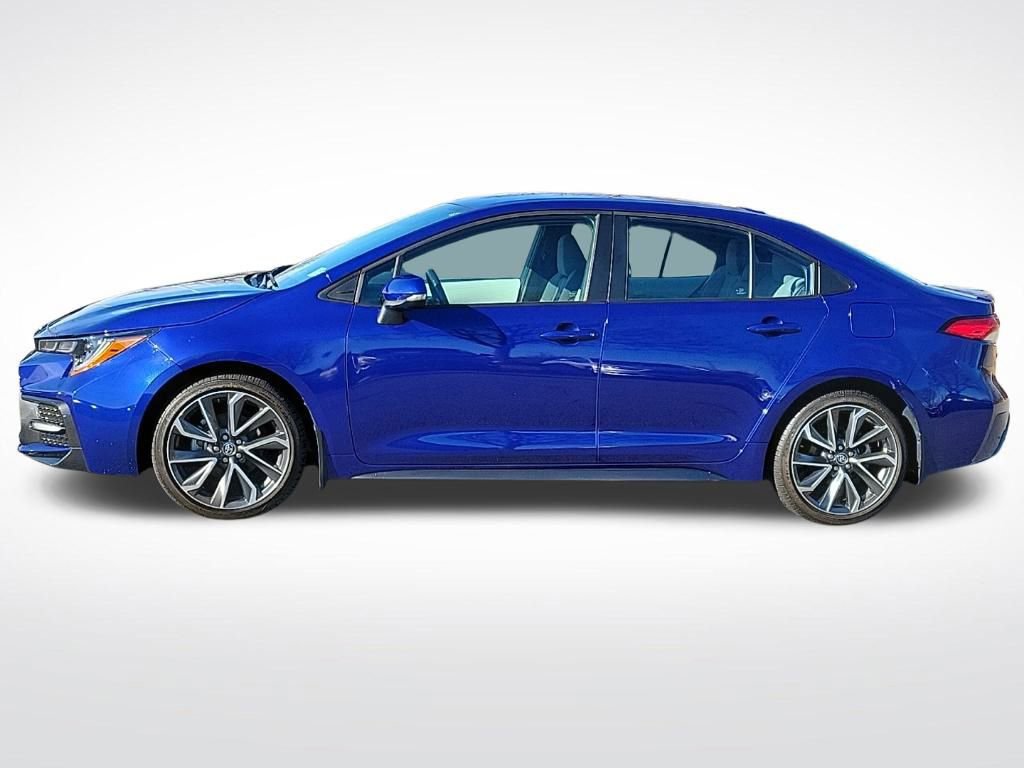 Used 2022 Toyota Corolla SE image 2