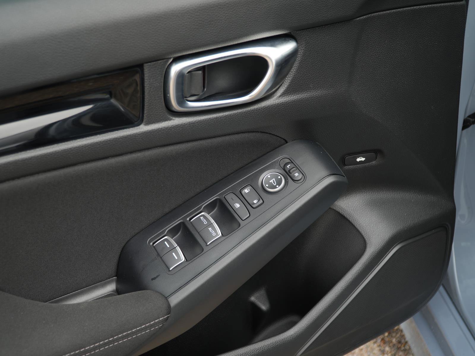 Used 2024 Honda Civic EX image 14