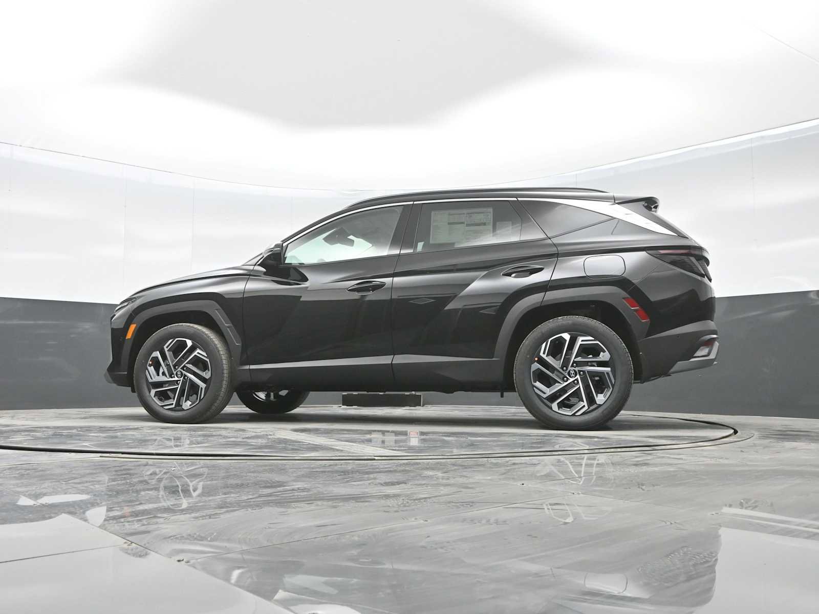 New 2026 Hyundai Tucson Limited image 25