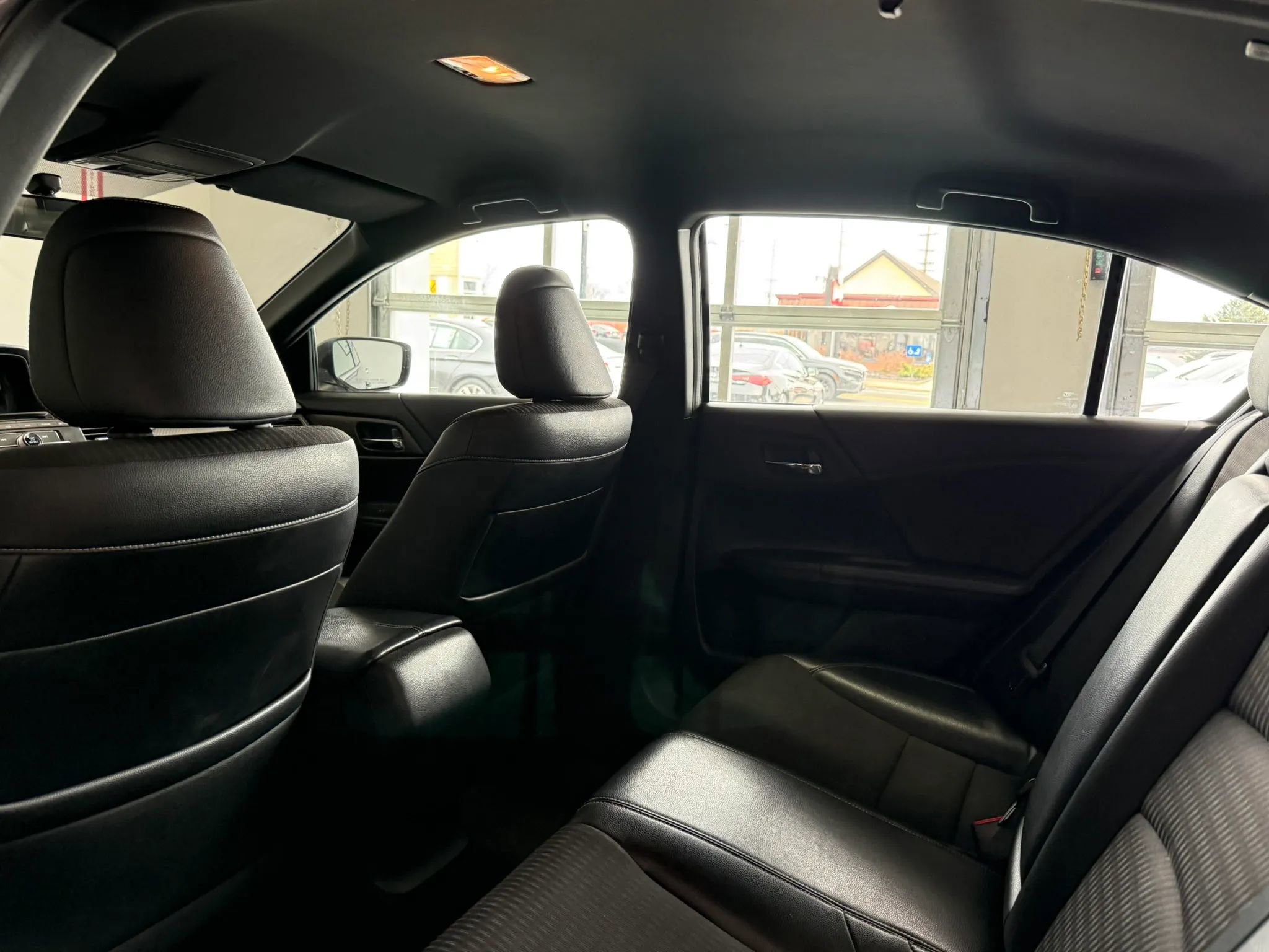 Used 2017 Honda Accord Sport image 26