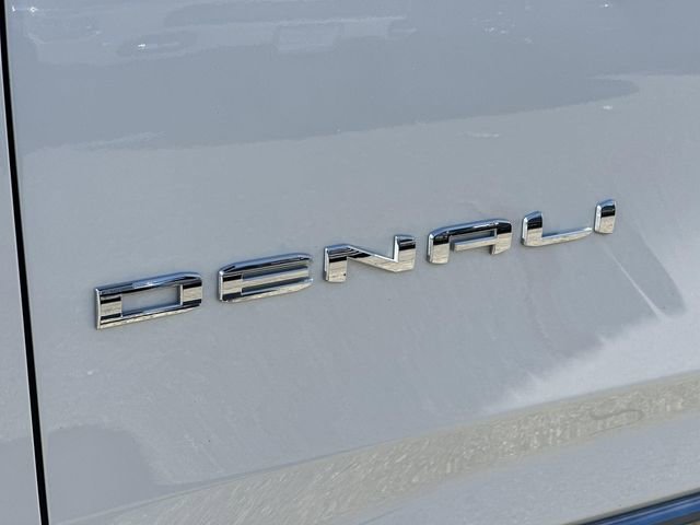 Used 2024 GMC Yukon Denali Ultimate image 32