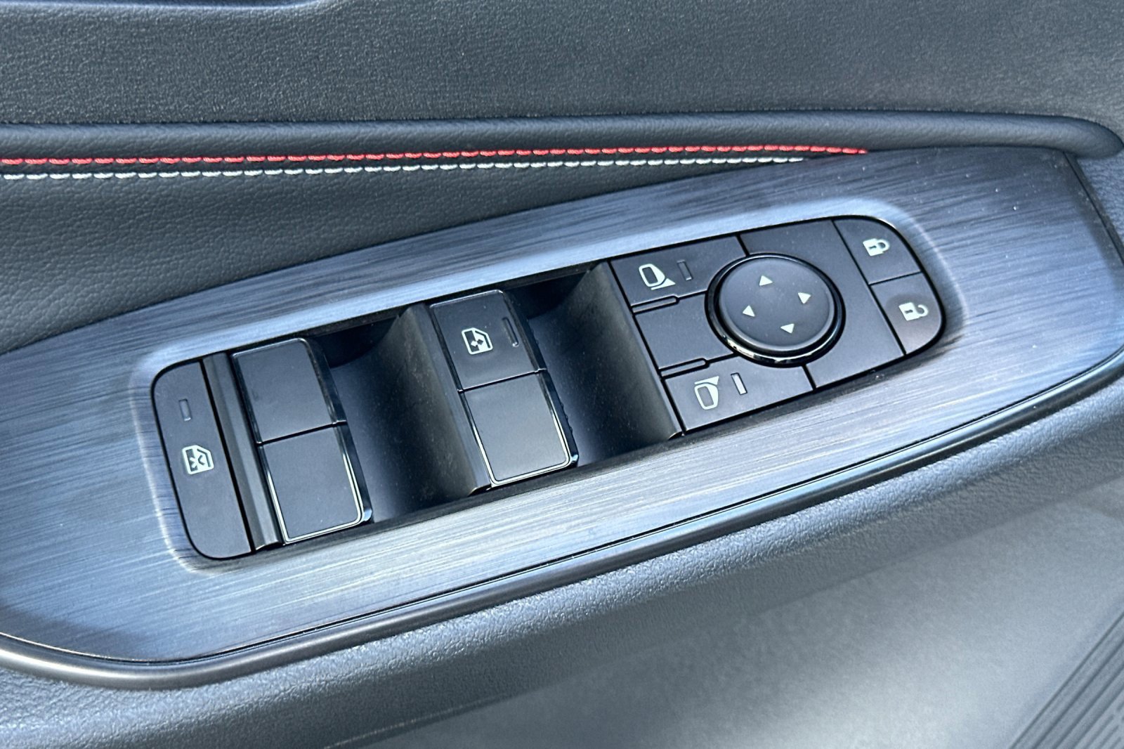 New 2027 Nissan Sentra SR w/ SR Premium Package FWD image 13