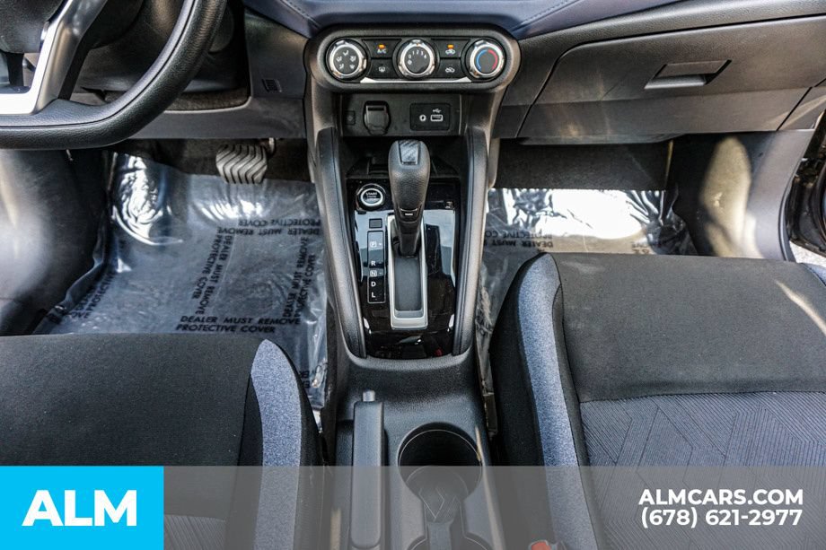 Used 2024 Nissan Versa SV FWD image 38
