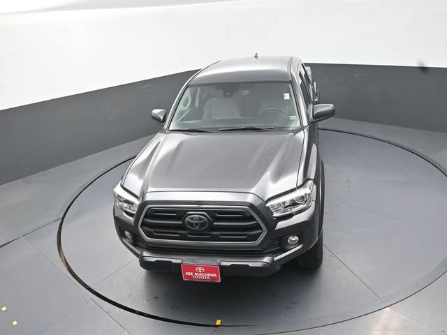 Used 2018 Toyota Tacoma SR5 RWD image 26