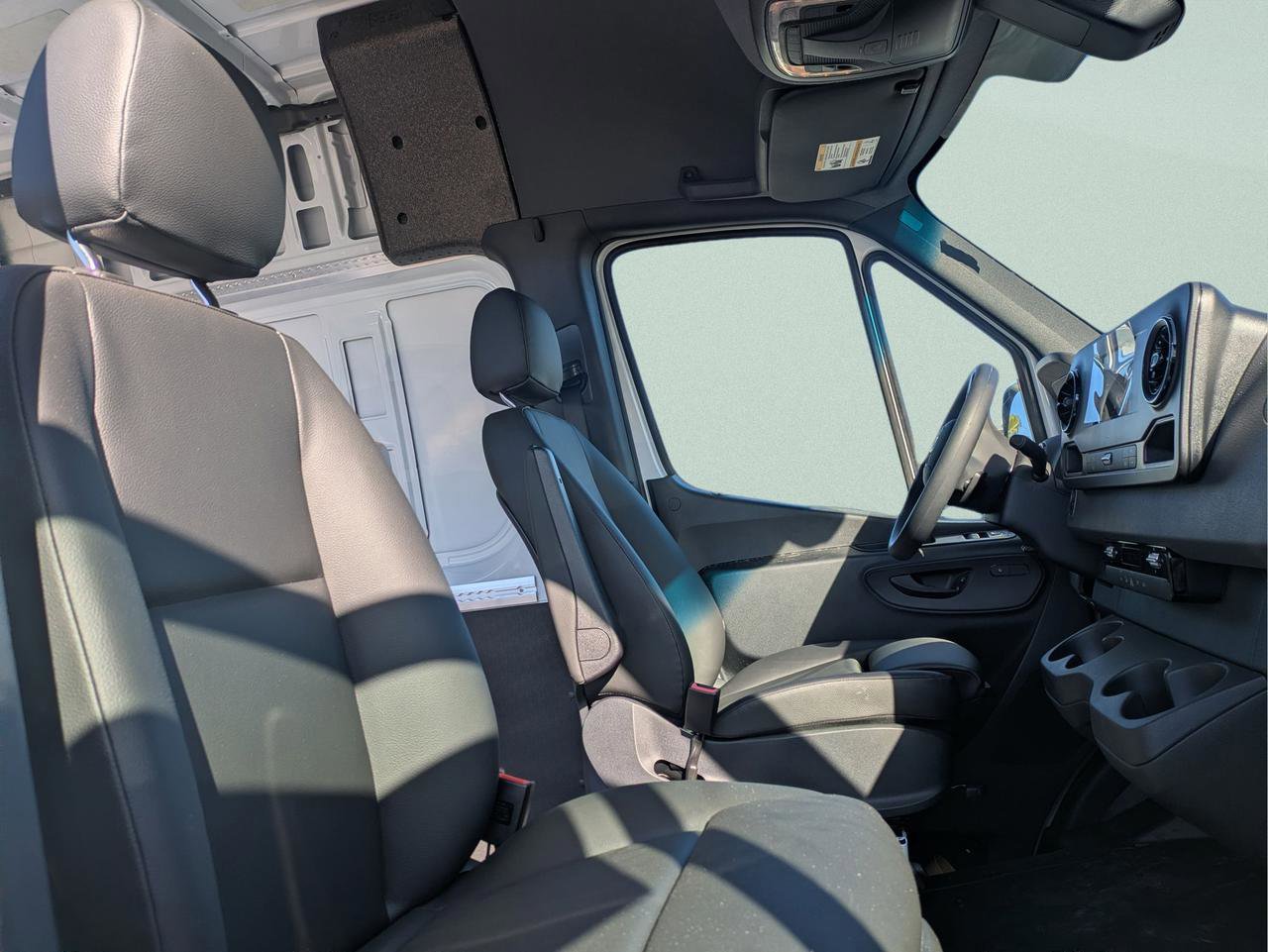 New 2024 Mercedes-Benz Sprinter 3500 image 6