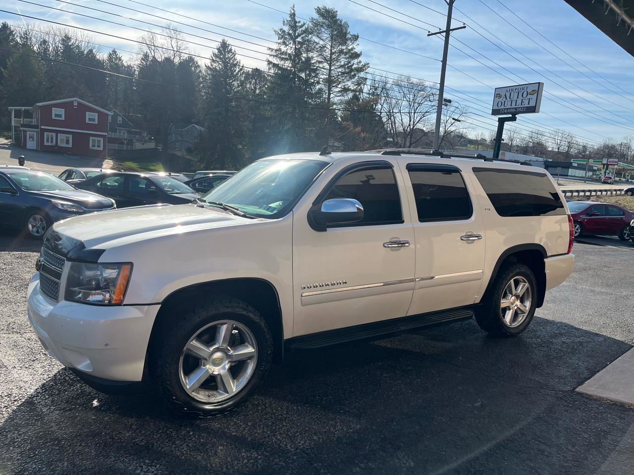 Used 2010 Chevrolet Suburban LTZ AWD/4WD image 9