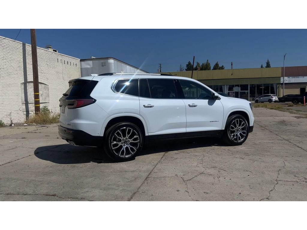 New 2026 GMC Acadia Denali Ultimate AWD/4WD image 3