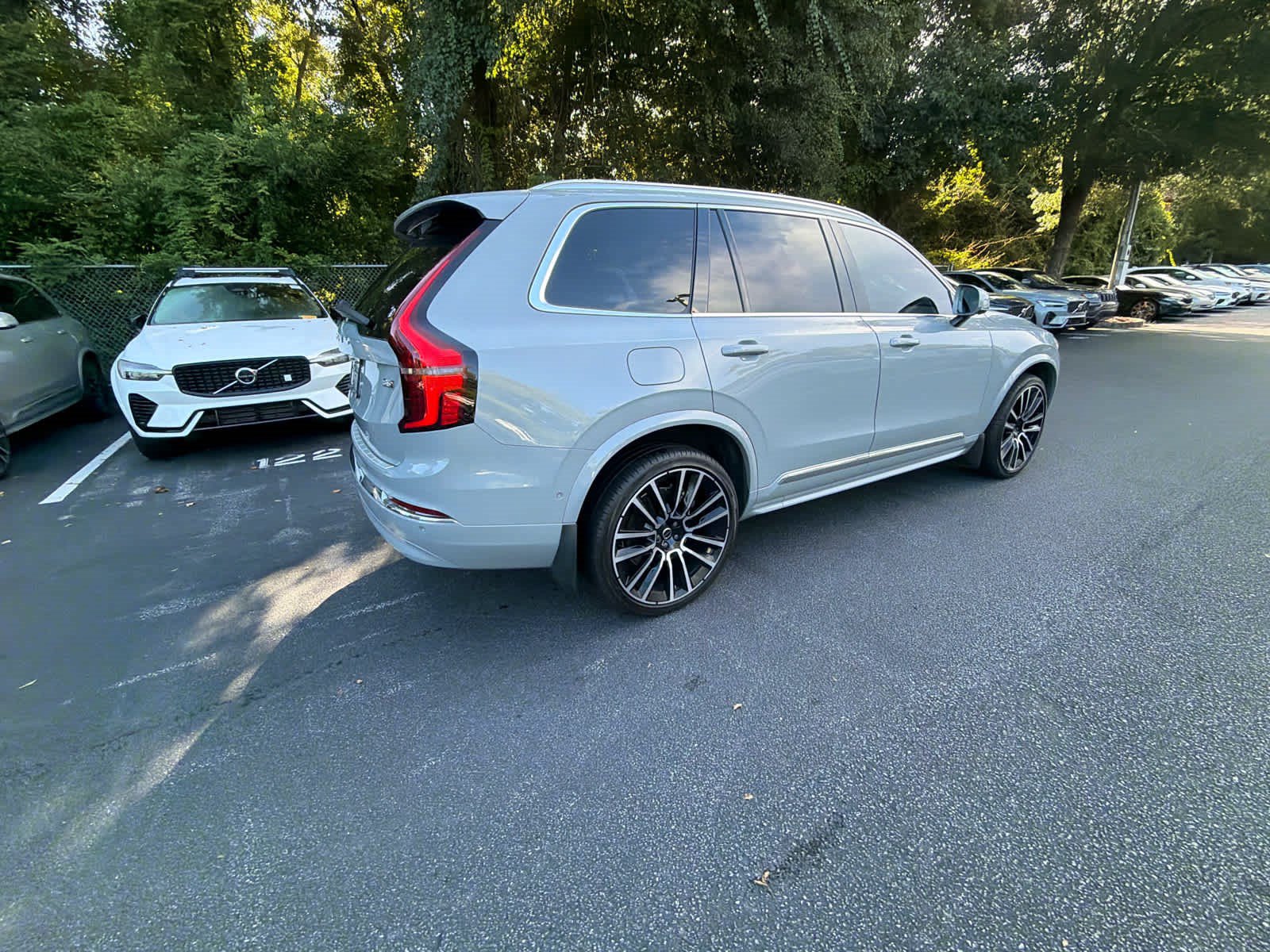 Used 2025 Volvo XC90 B6 Plus AWD/4WD image 14
