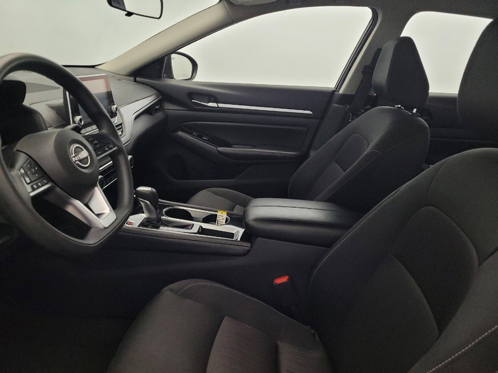 Used 2023 Nissan Altima 2.5 SV image 17