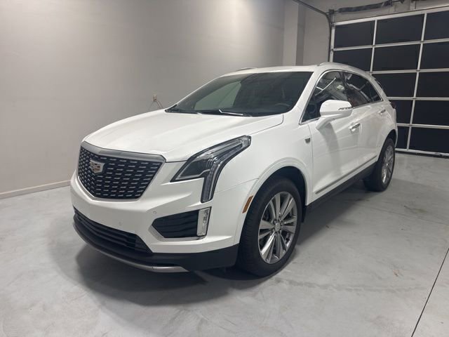 Used 2024 Cadillac XT5 Premium Luxury image 3