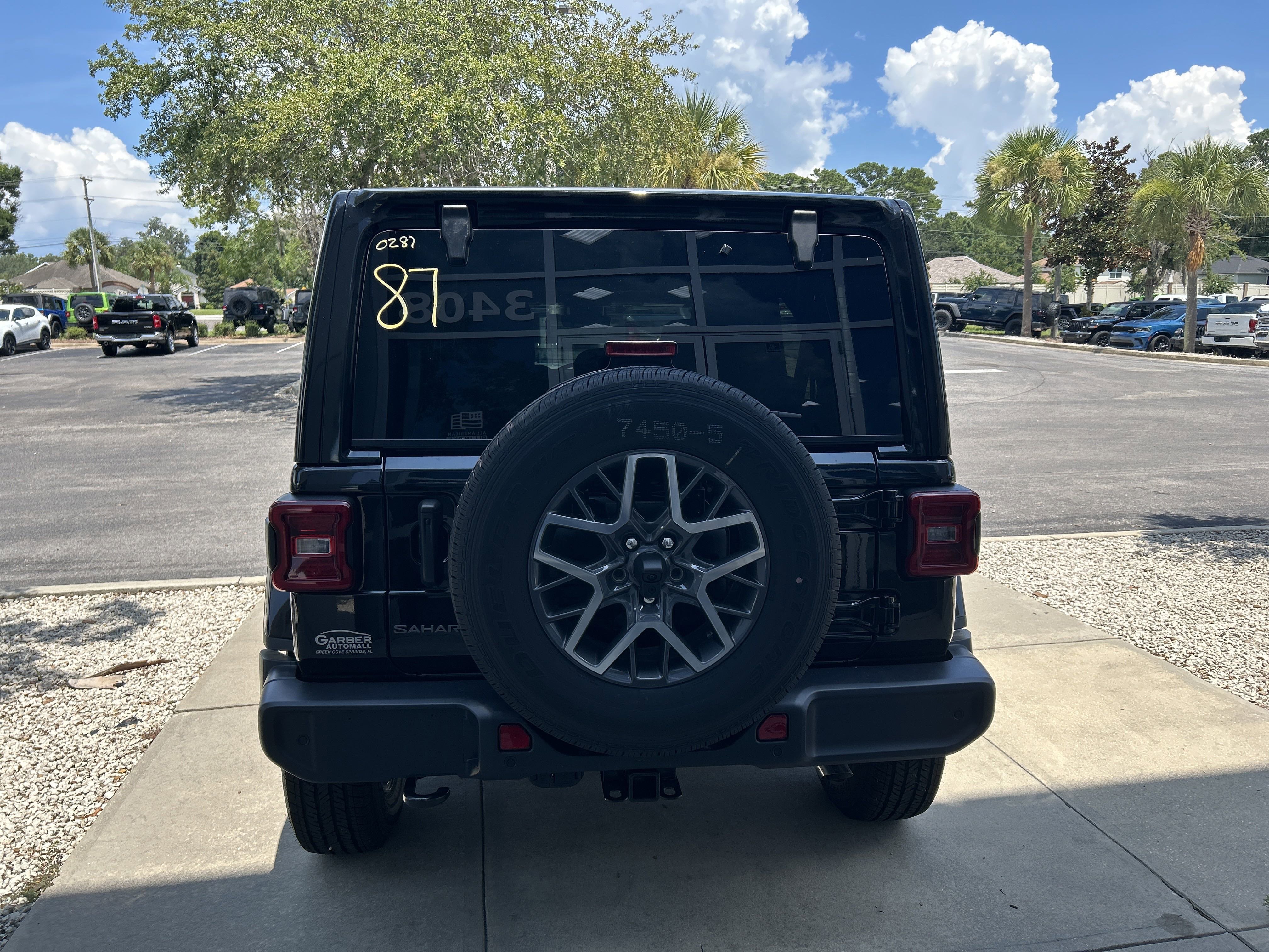 New 2025 Jeep Wrangler Sahara image 4