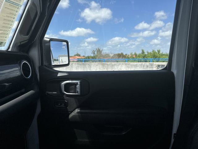 Used 2021 Jeep Wrangler Unlimited Sahara image 18