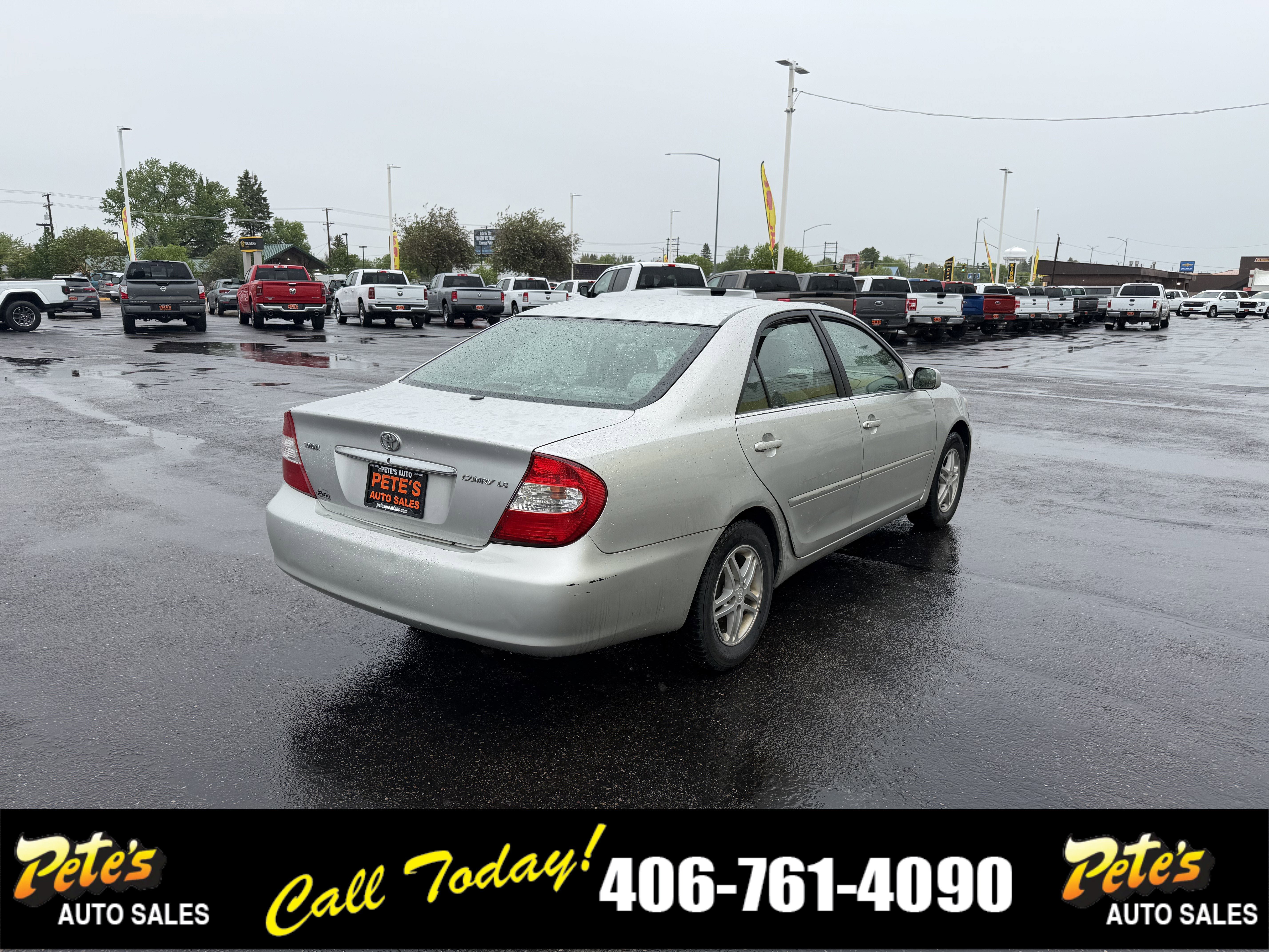 Used 2002 Toyota Camry SE FWD image 4