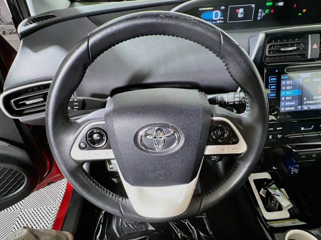Used 2016 Toyota Prius Four w/ Advanced Technology Package FWD image 10