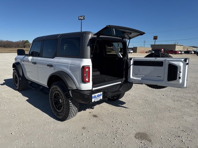 Used 2023 Ford Bronco Wildtrak image 4