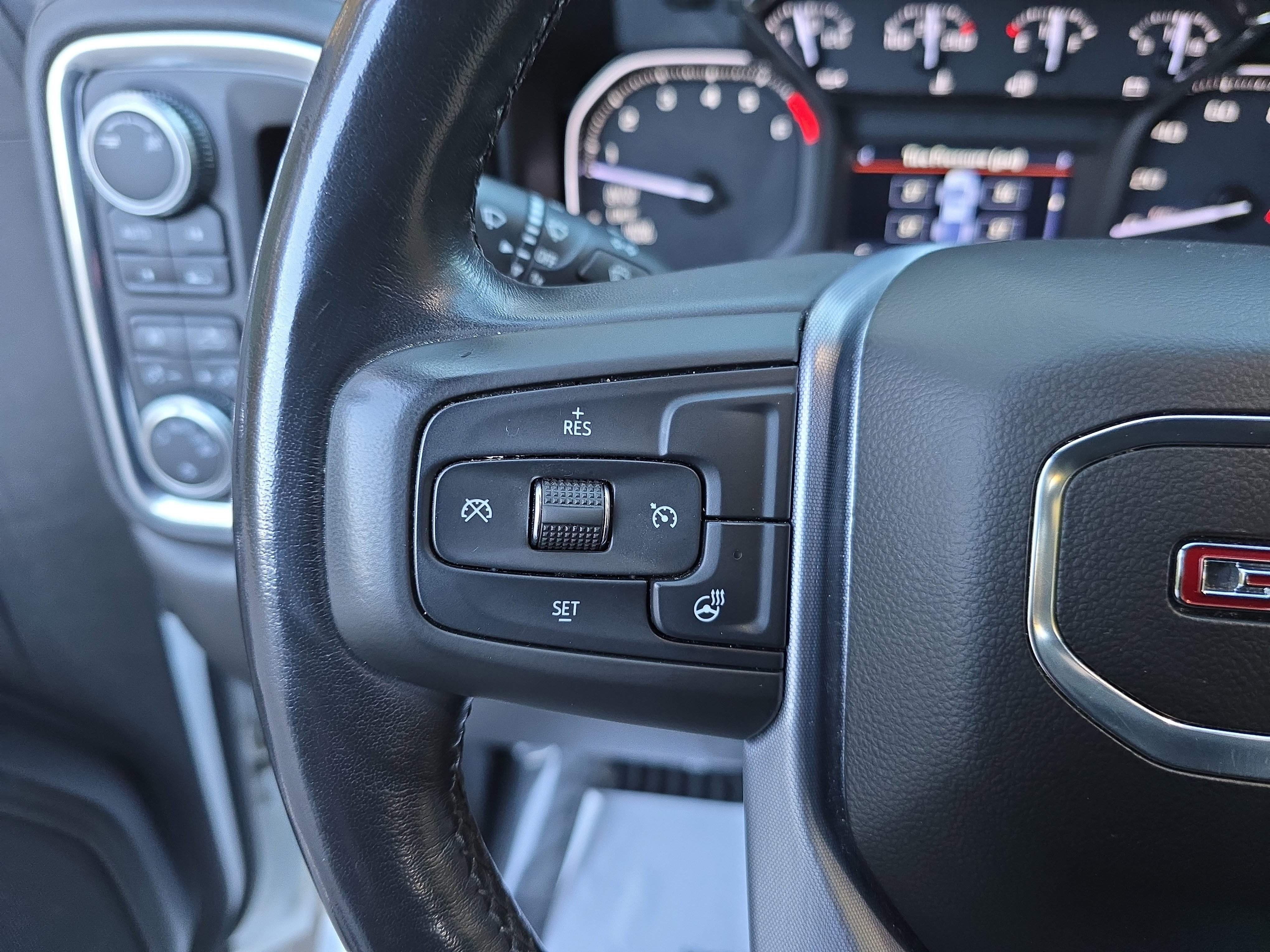 Used 2019 GMC Sierra 1500 Elevation w/ Elevation Value Package image 18